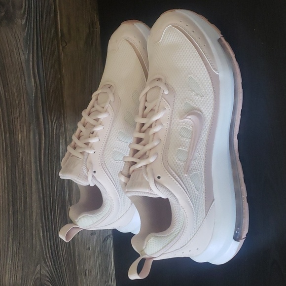 New Nike Air Max AP Light Pink Sneakers - Picture 5 of 10